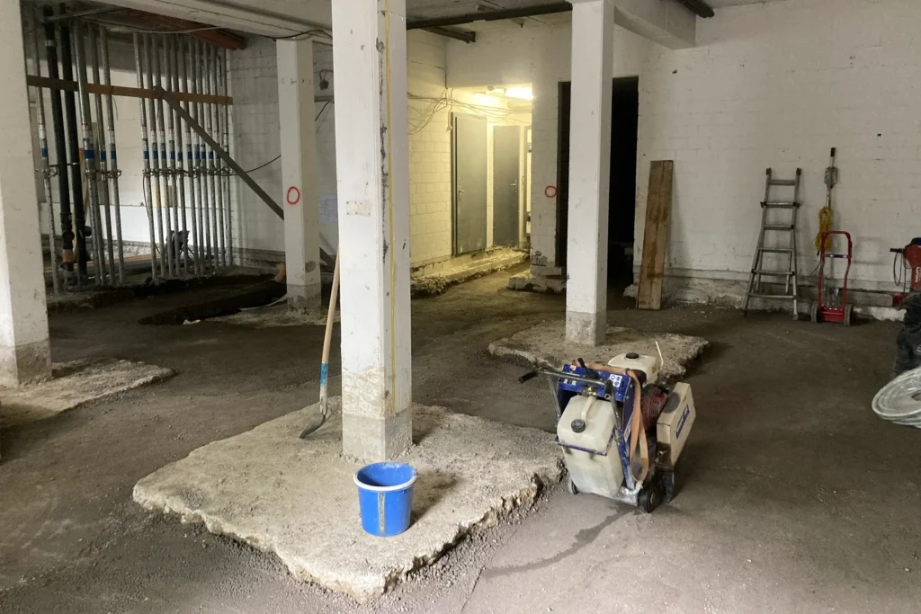 Hürlimann Beck Architekten AG – Umbau Büro-Gewerberaum Walchwil, 01-1