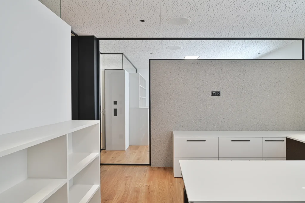 Hürlimann Beck Architekten AG – Umbau Büro-Gewerberaum Walchwil, 10