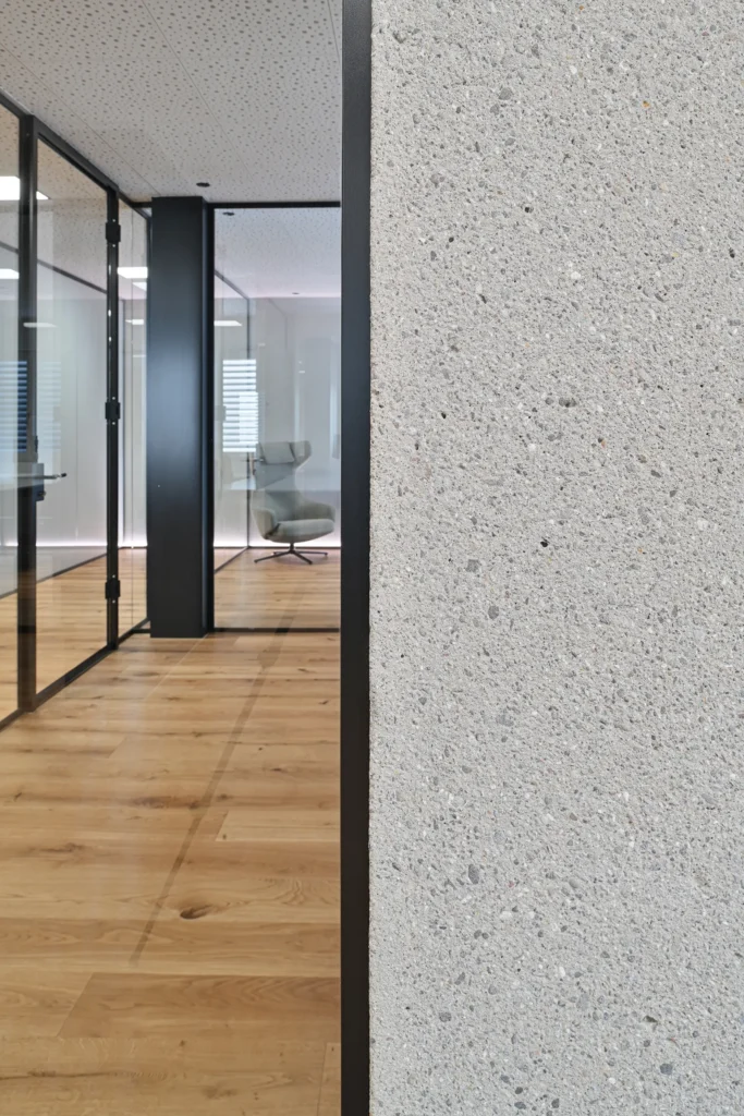 Hürlimann Beck Architekten AG – Umbau Büro-Gewerberaum Walchwil, 13 hoch